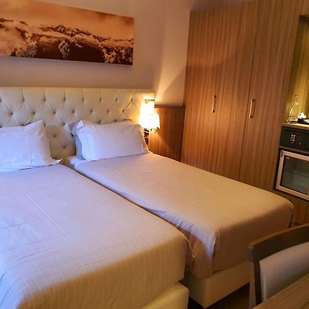 Hotel Garni Cristallo Ponte Di Legno Pokoj fotografie