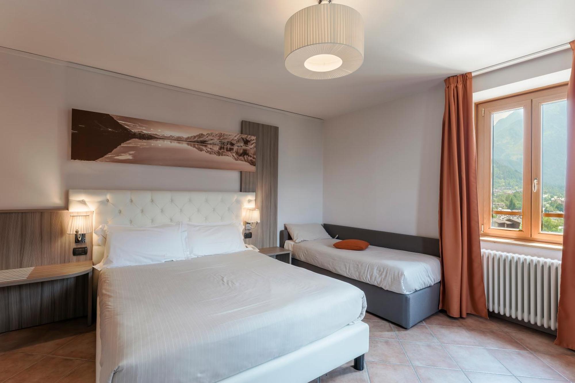 Hotel Garni Cristallo Ponte Di Legno Pokoj fotografie